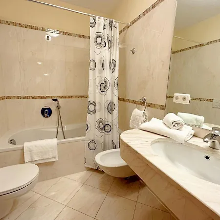 Wasserfall 2 * 巴德小基希海姆